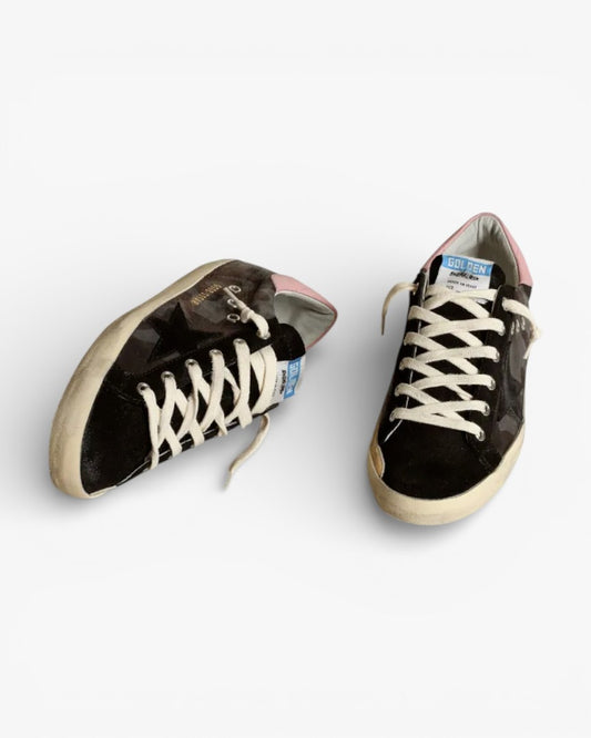 Golden Goose Super‑Star LTD Sneakers Metallic Camouflage Nappa Black Suede Star Pink Leather