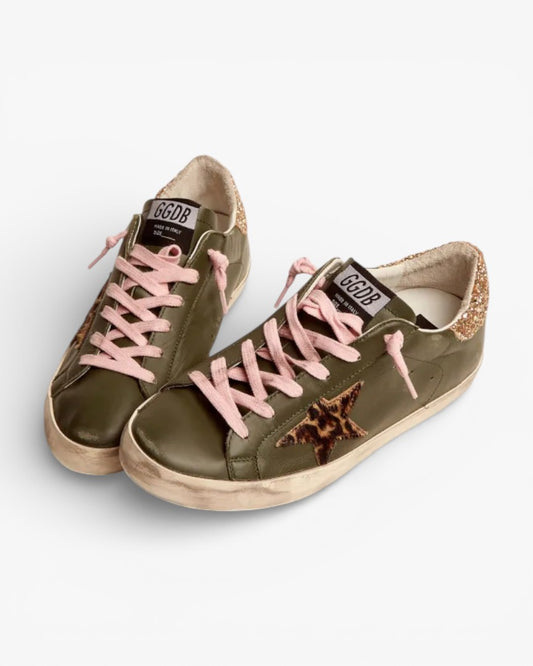 Golden Goose Super‑Star Sneakers Dark Green Leather Gold Glitter Heel
