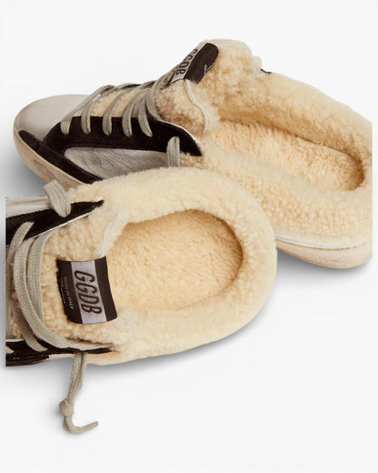 Golden Goose Women’s Super-Star Sabot Silver Laminated Leather Black Star