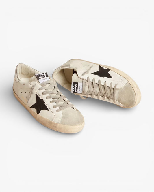Golden Goose Men’s Super-Star Black Nubuck Star Silver Leather Heel Tab